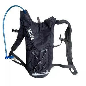 Camelbak Classic Hydration Pack 2L 70oz Gray/Black Hiking Biking Backpack